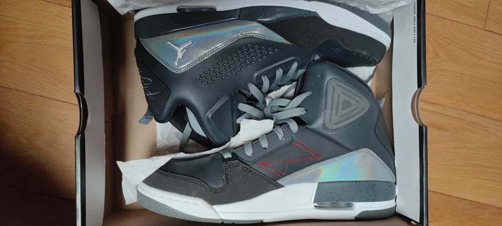 Buty Jordan SC-3    r. 45