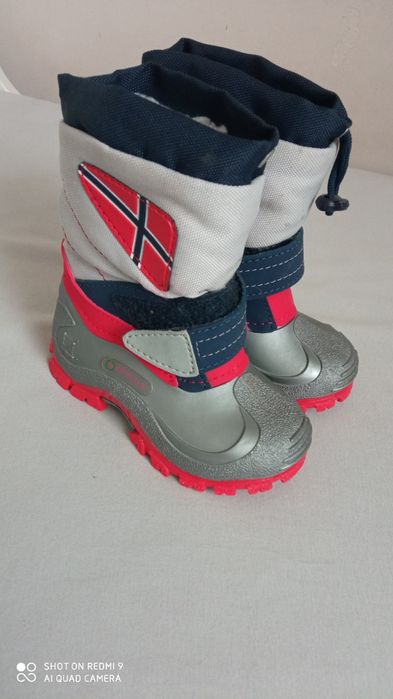 Kozaki śniegowce dziecięce