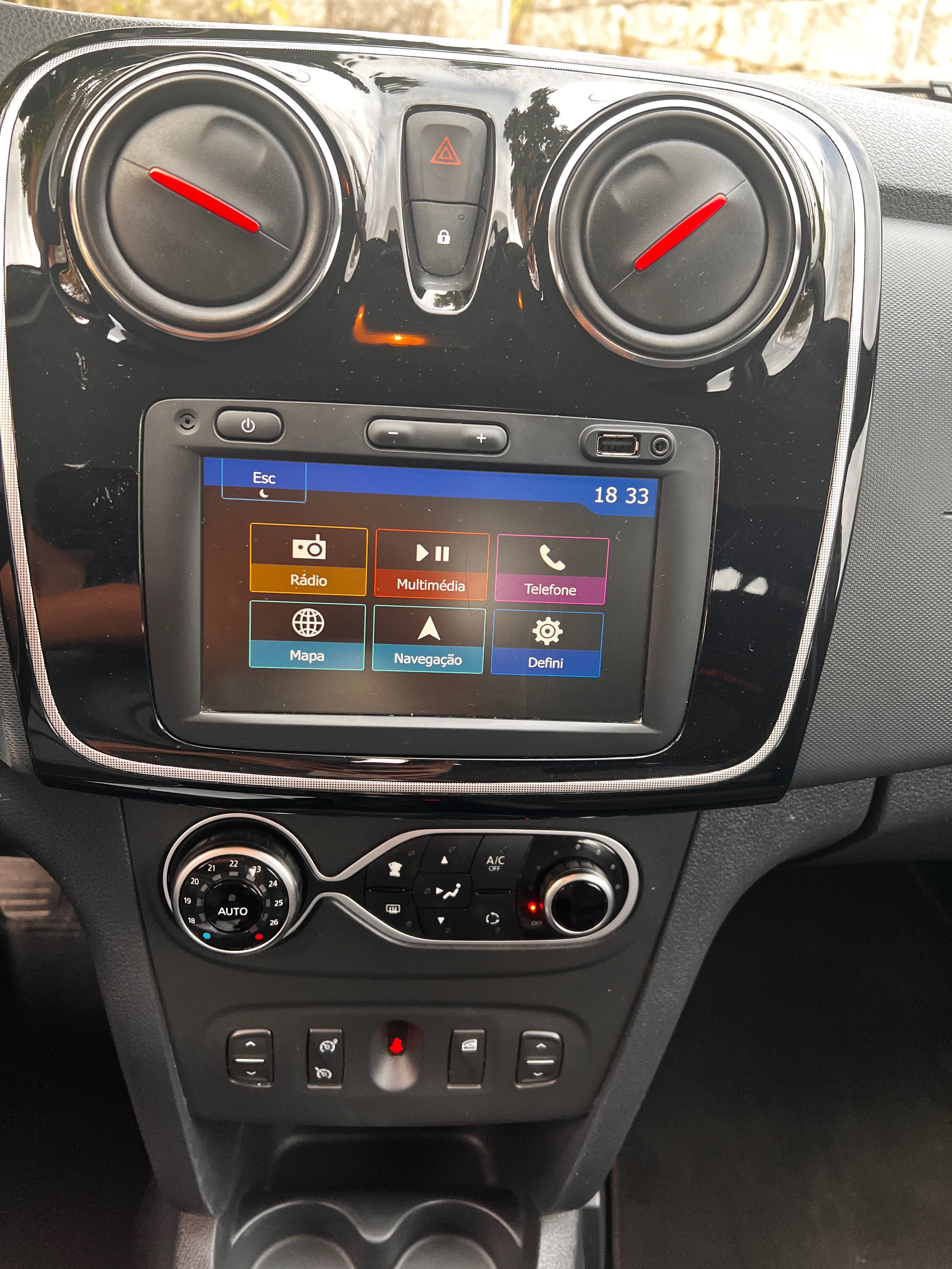 Dacia Sandero 
0.9 TCe Stepway
