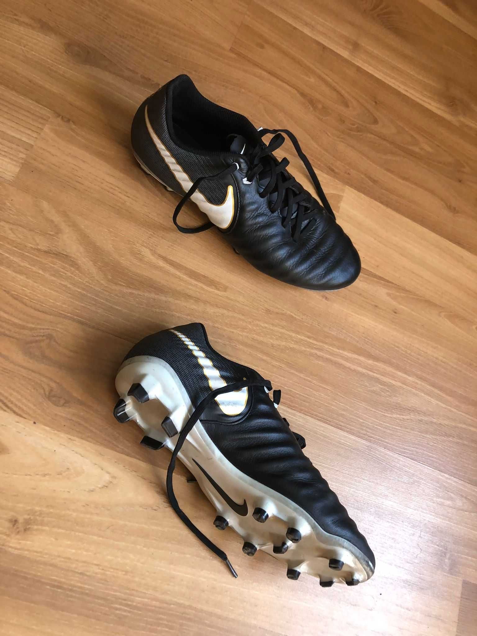 Chuteiras futebol Nike Tiempo