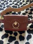 Mala GUESS estilo Pochete