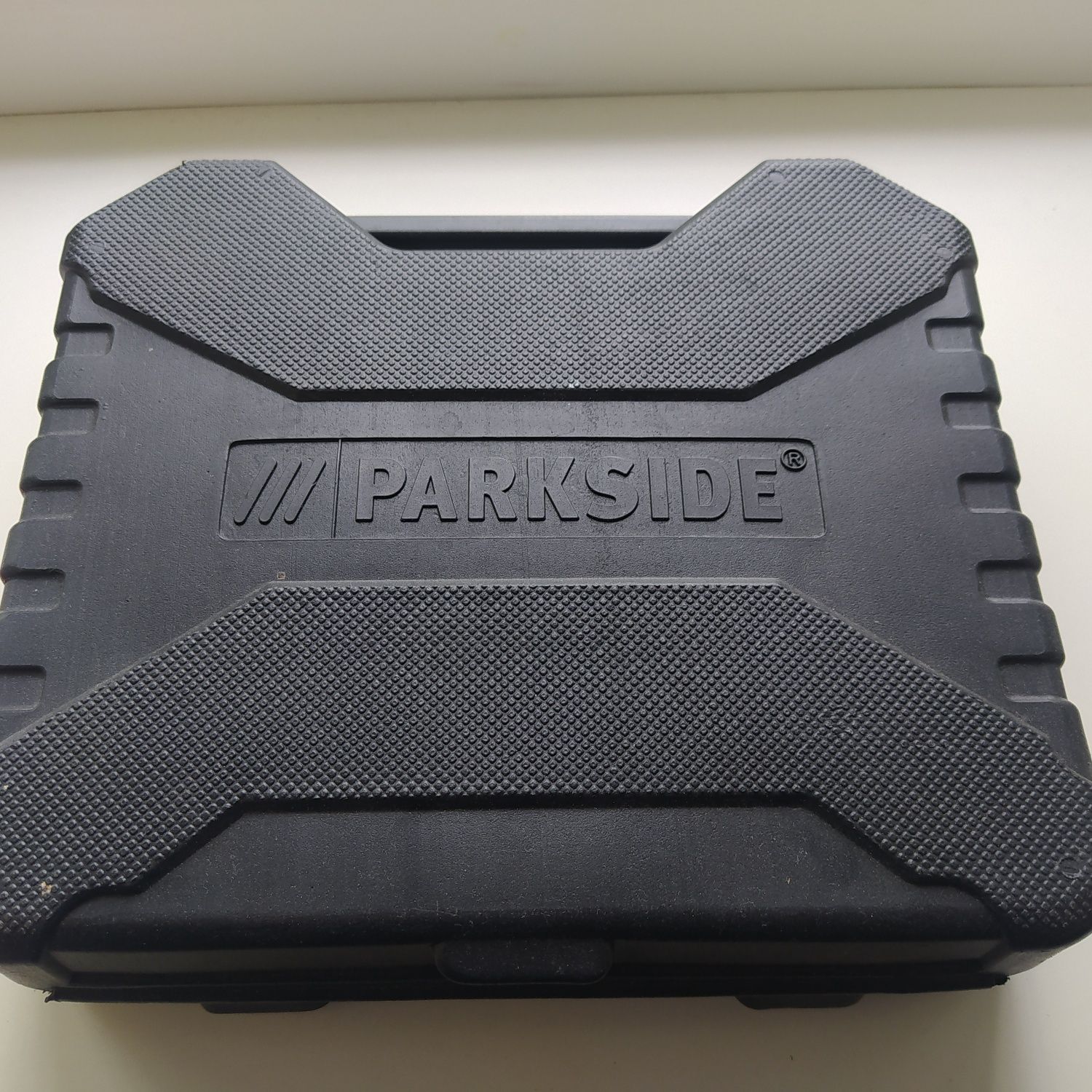 PARKSIDE   Германия.
Аккумуляторный шуруповерт.