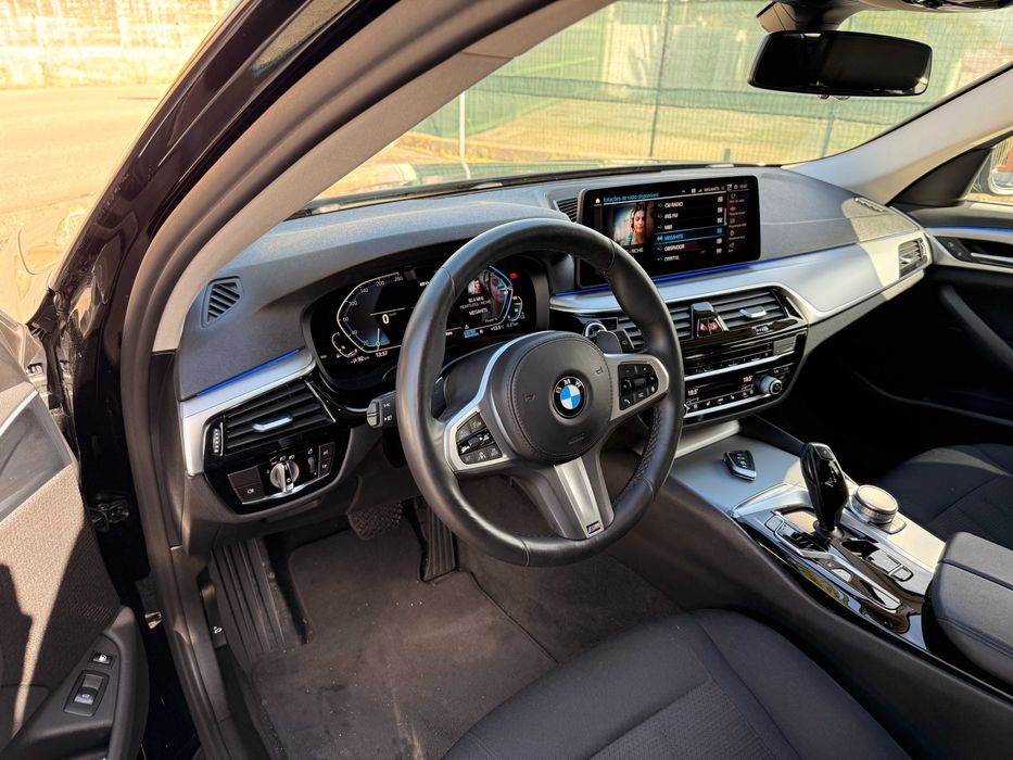BMW 530e Touring 2021
