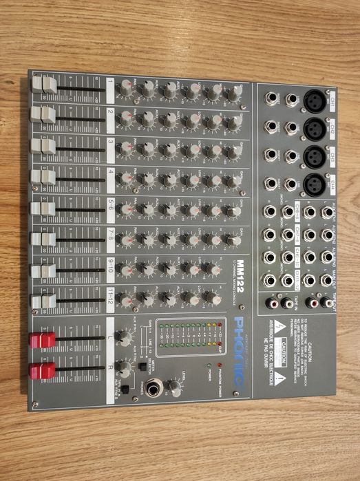 PHONIC MM122 (mesa de mistura)