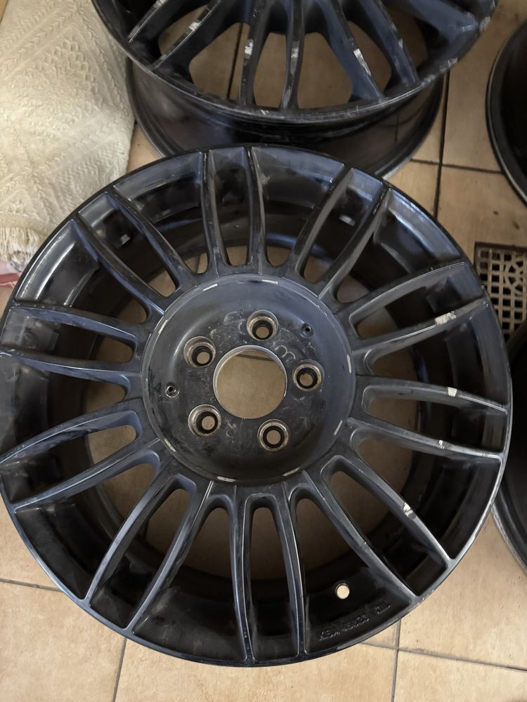 BORBET CW3 felga 18 120x5