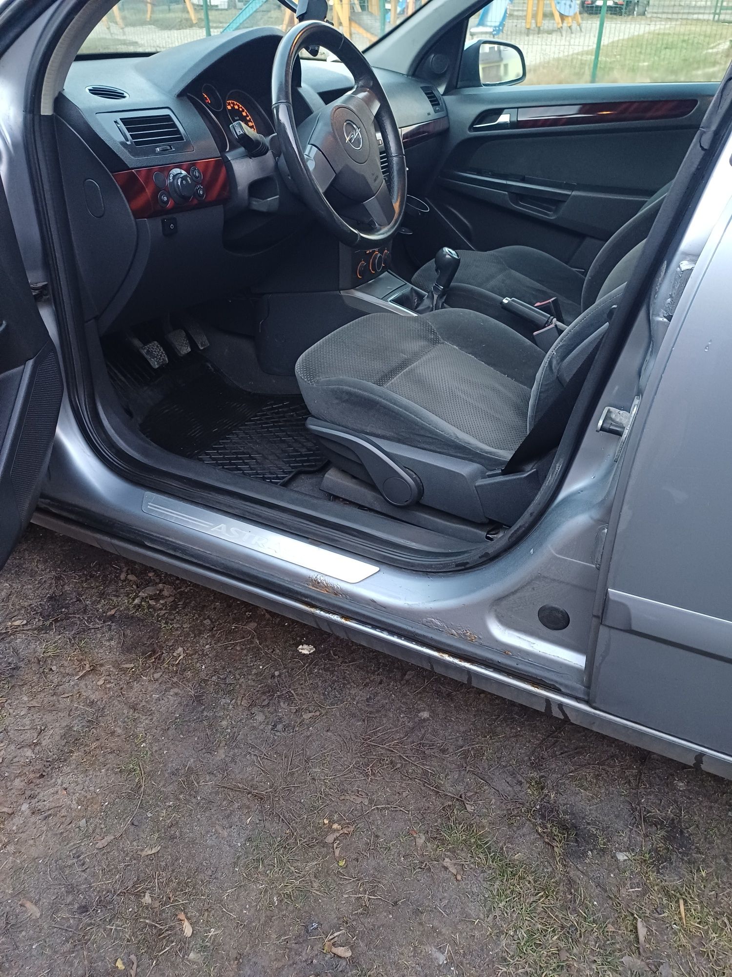 Opel astra h 1.8 gaz