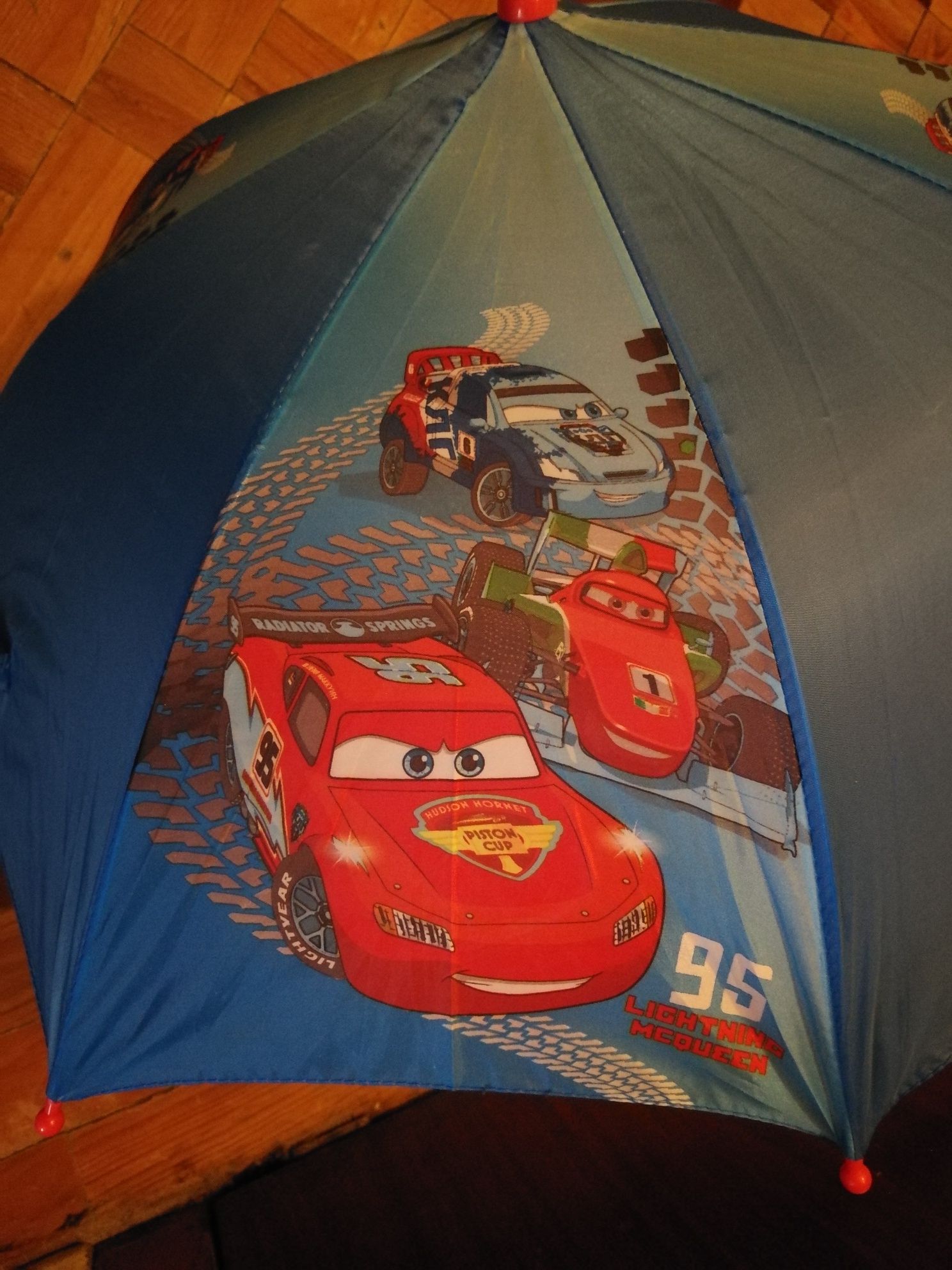 Chapéu de chuva de criança Minnie (1 unidad)Faísca McQueen (2 unid)
