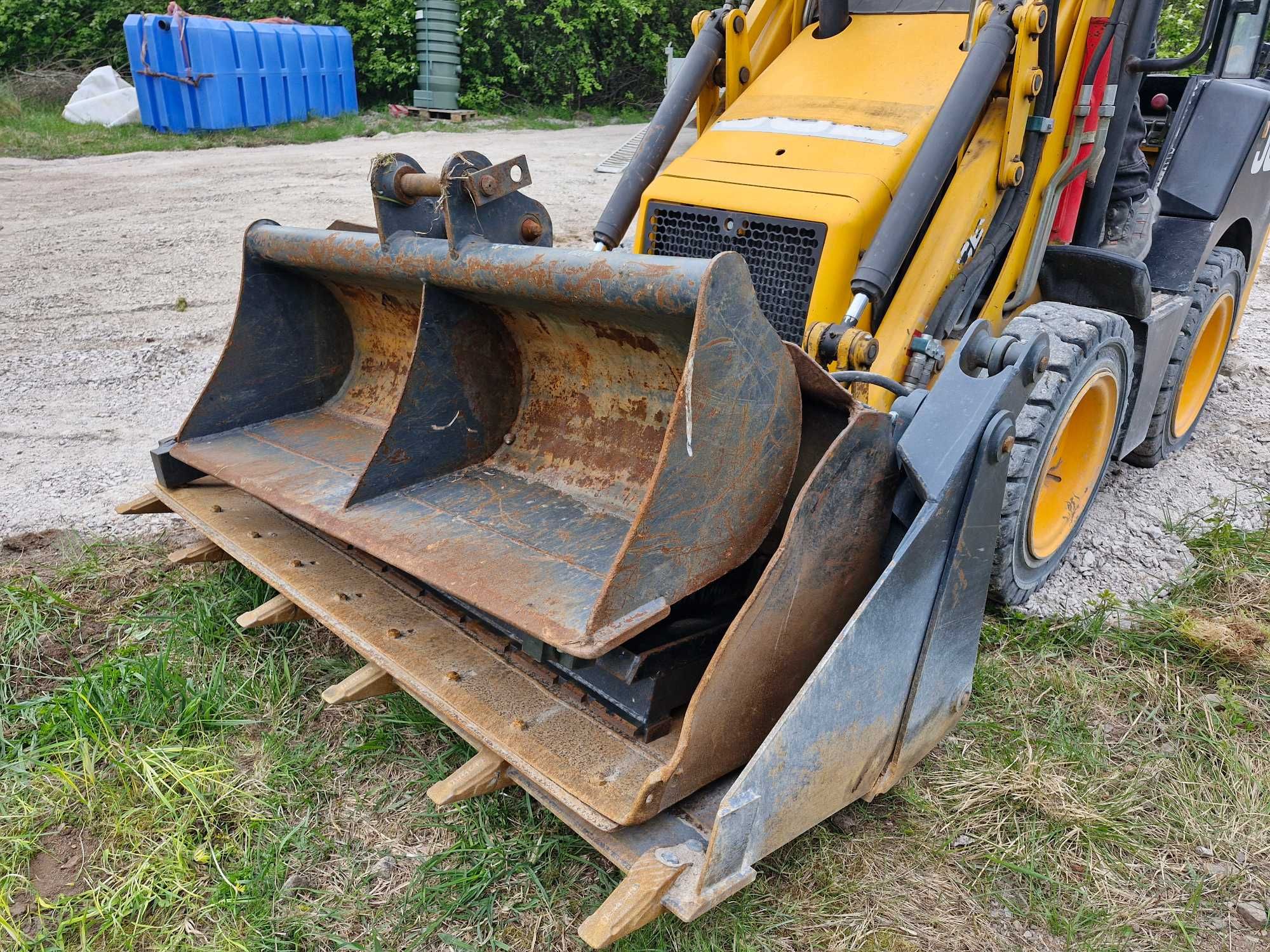 Wynajem Koparki koparko- ładowarki JCB 1CX łyżka, widły, krokodyl
