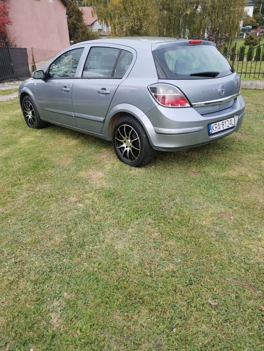 Opel astra H 1.6 Lpg