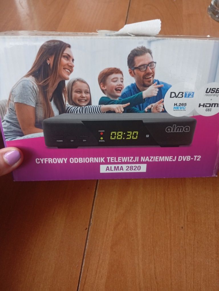 Dekoder DVB-T 2 Alma 2820