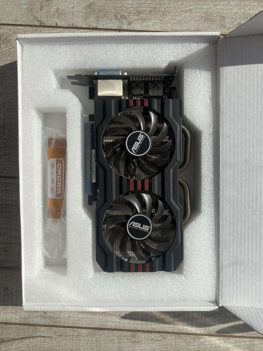 Відеокарта ASUS Radeon HD 7790 DirectCU II OC — 3 шт.
