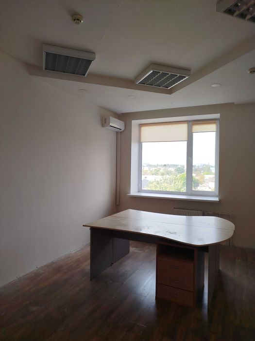 Оренда офісу 160 м2 у центрі міста з укриттям