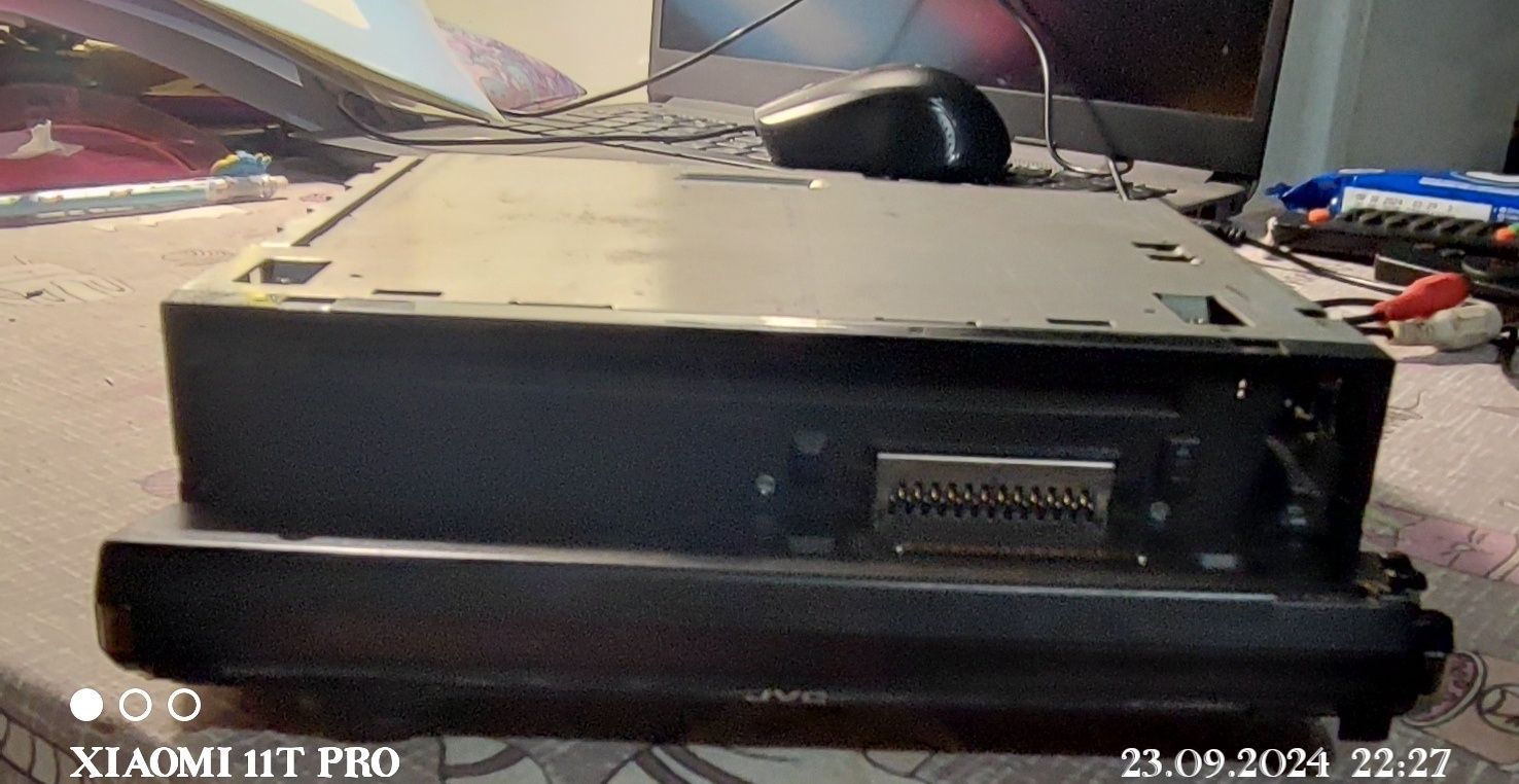 Продам! Автомагнитолу JVC KD-DV7407 
Макгруп
McG