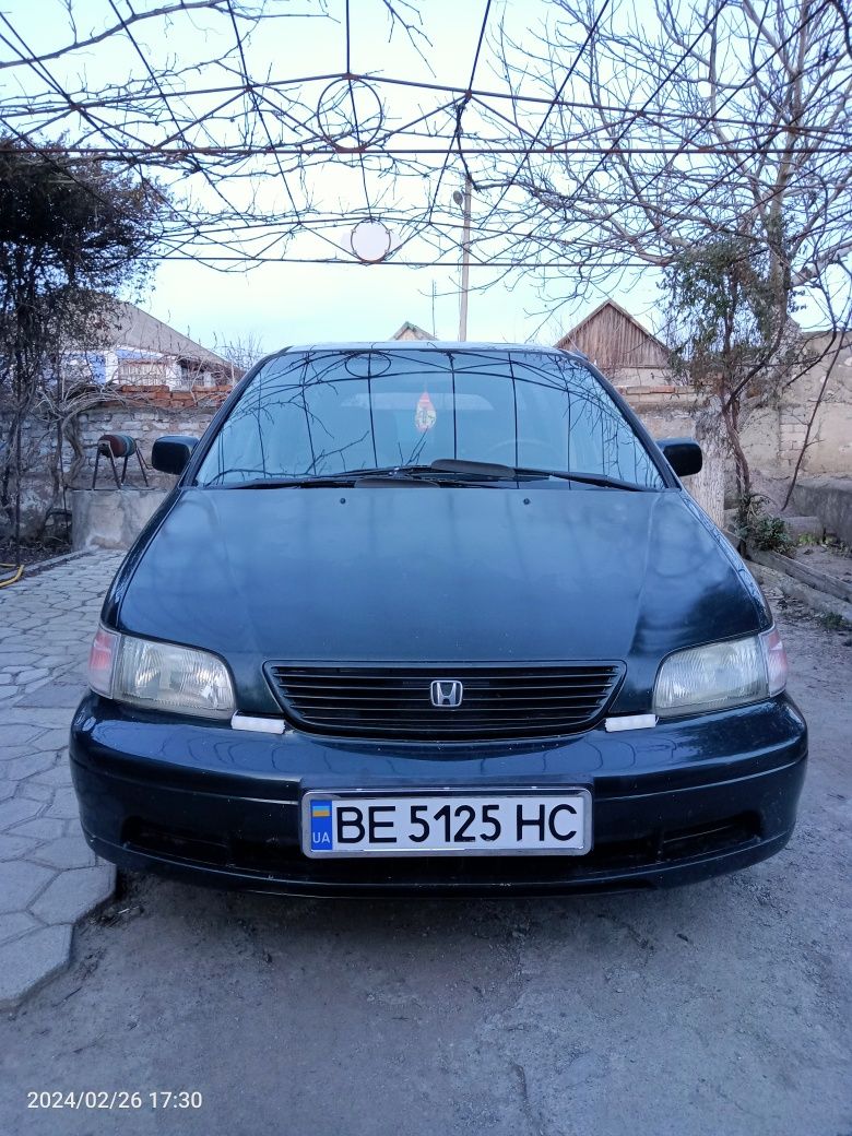 Honda Shuttle 1996рік. 2,2 бензин автомат.