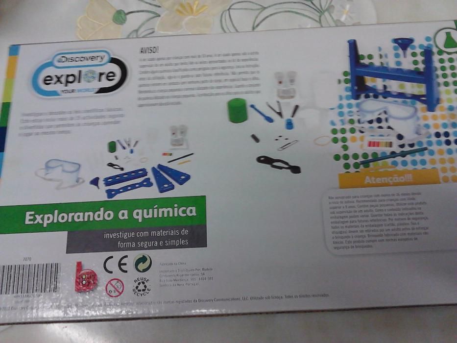 Jogo Kit "Explorando a Quimica"