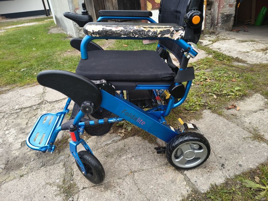 Wózek inwalidzki elektryczny Folda Lite