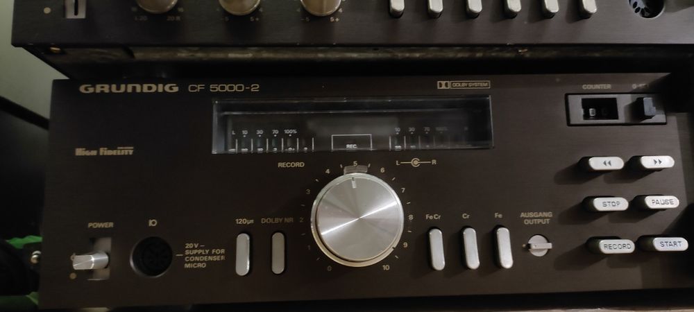 Magnetofon Grundig CF 5000-2