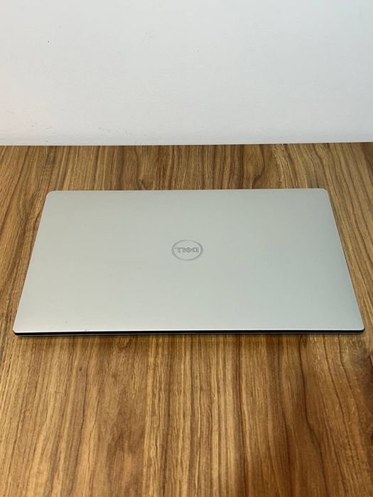 Топовий ноутбук Dell XPS 13 9370