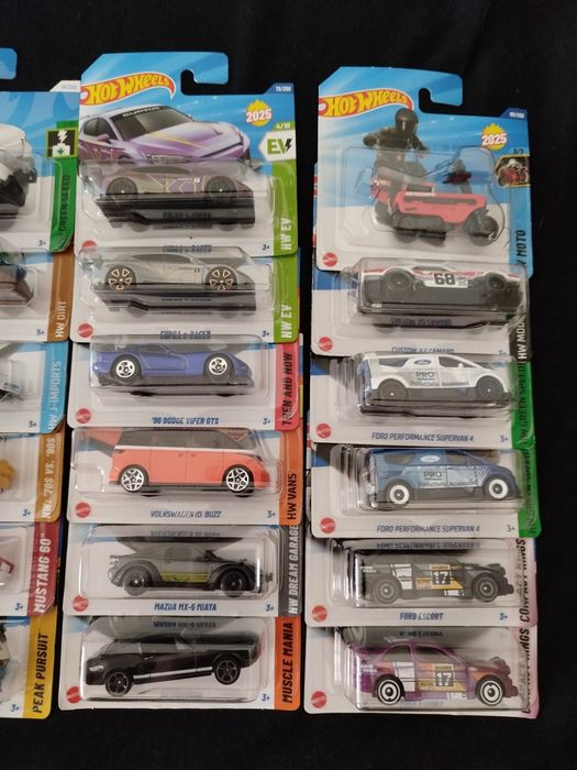 Hot Wheels - Vários