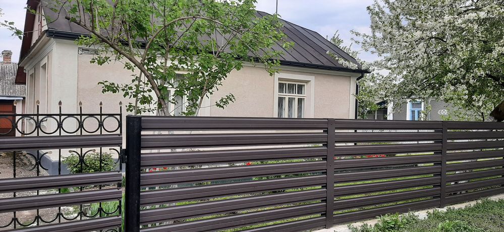 Продаж гарного доглянутого будинку