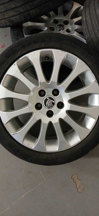 Продам комплект Диски 5X100 R16 Skoda