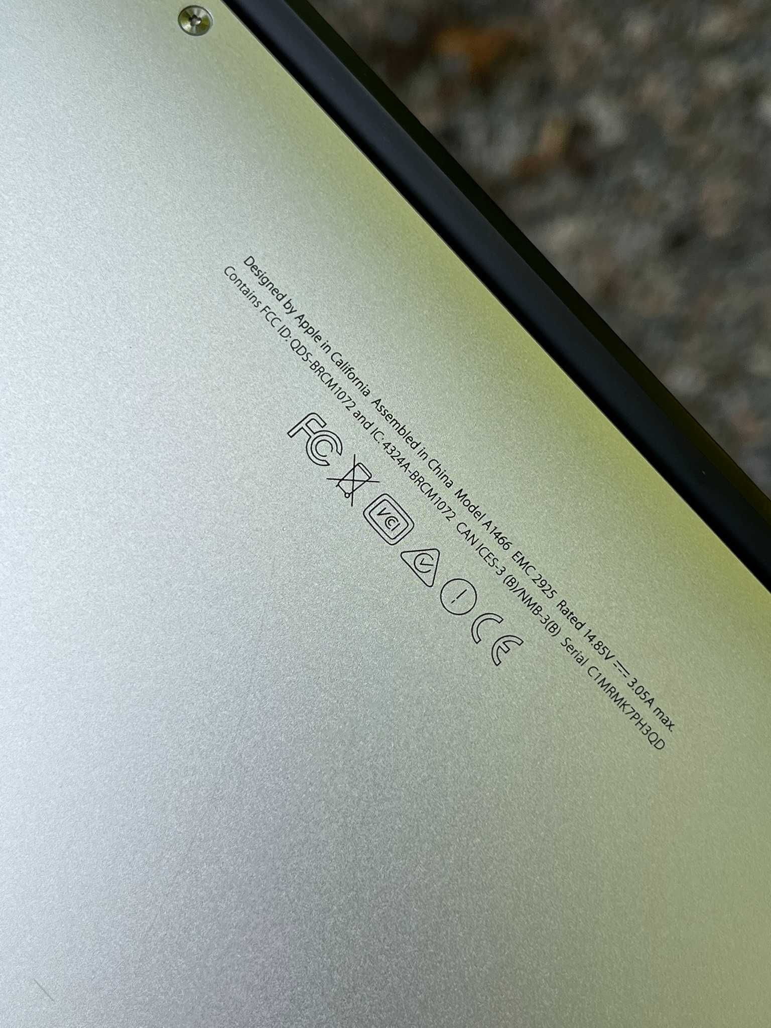 MacBook Air 13 A1466 8/128 в ідеальному стані