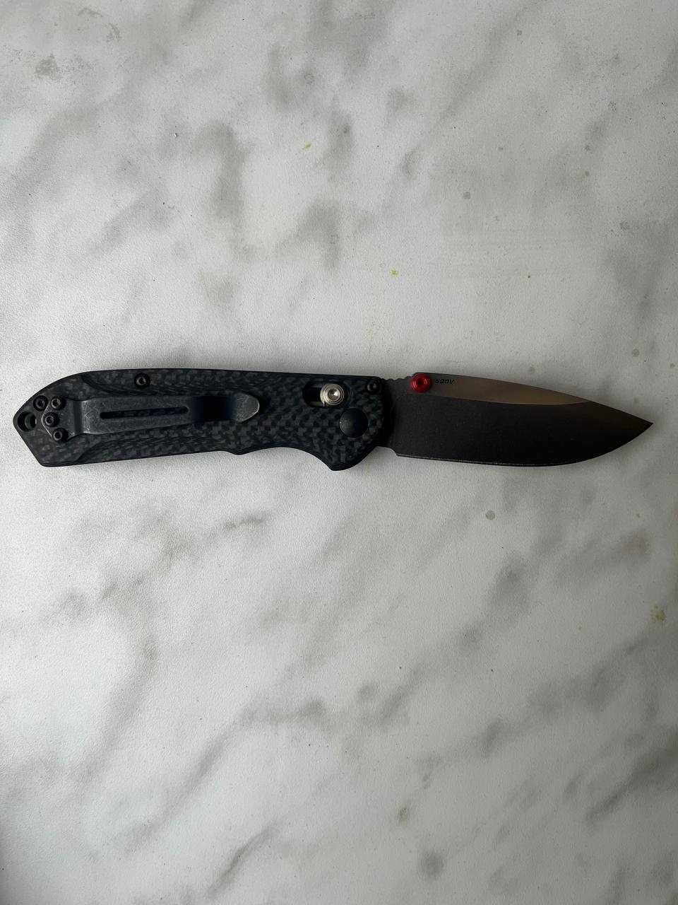 Нож Benchmade 565-1 Mini Freek Carbon Fiber S90V