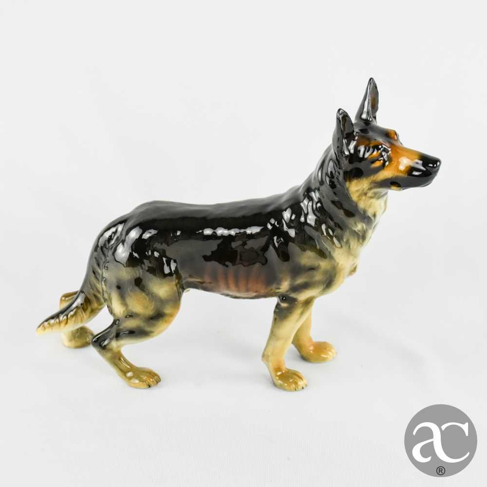 Figura de “Pastor Alemão”, porcelana Goebel, CH618 – 1968