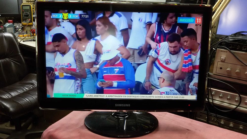 tv lcd monitor tv samsung p2370hd