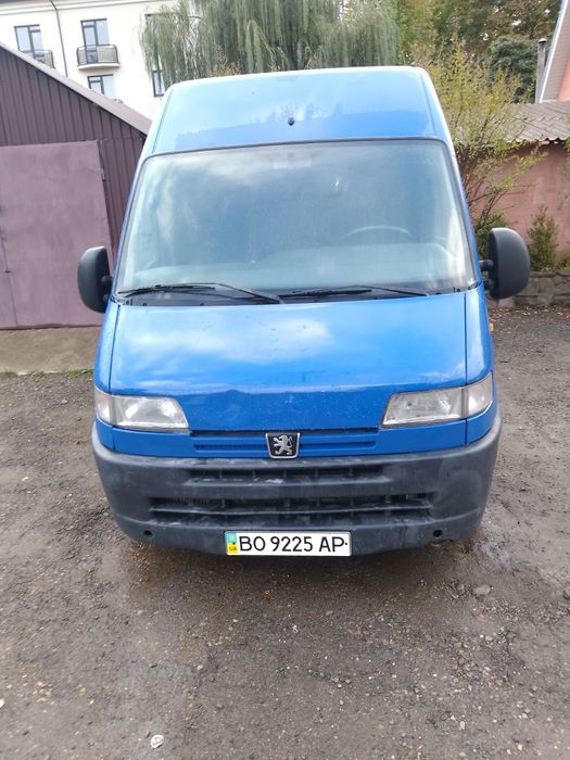 Вантажні перевезення .