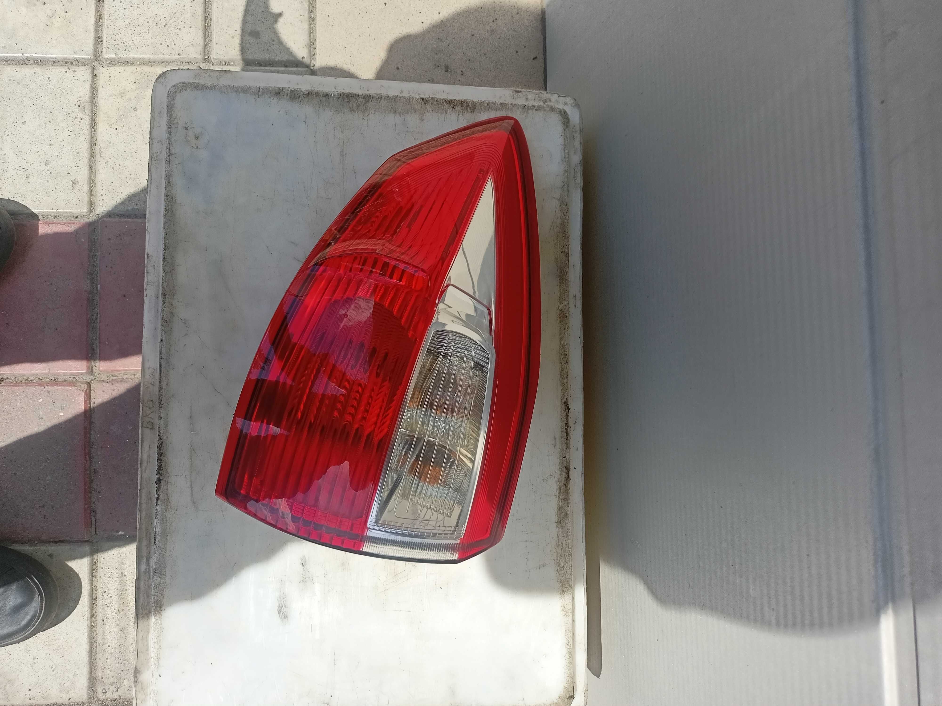 Lampy tylne Ford C Max MK2 / C max II
