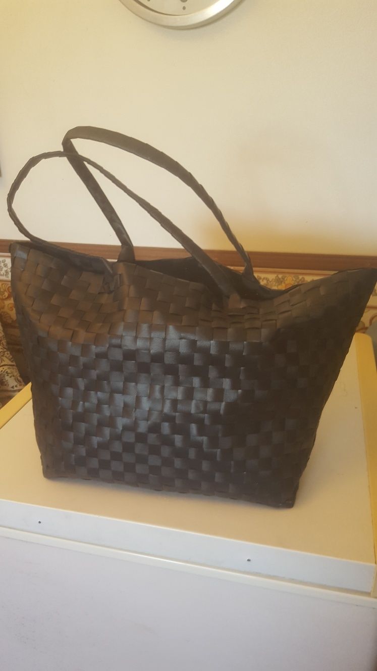 Saco de compras para  senhora  de artesanato