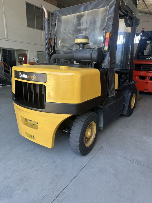 Empilhador 4,5 ton