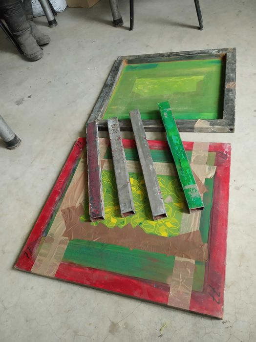 Недорого! Профильная труба 40х25х2мм, куски длиной 41и45см, оцинковка