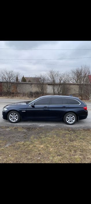 Продам BMW 5 520