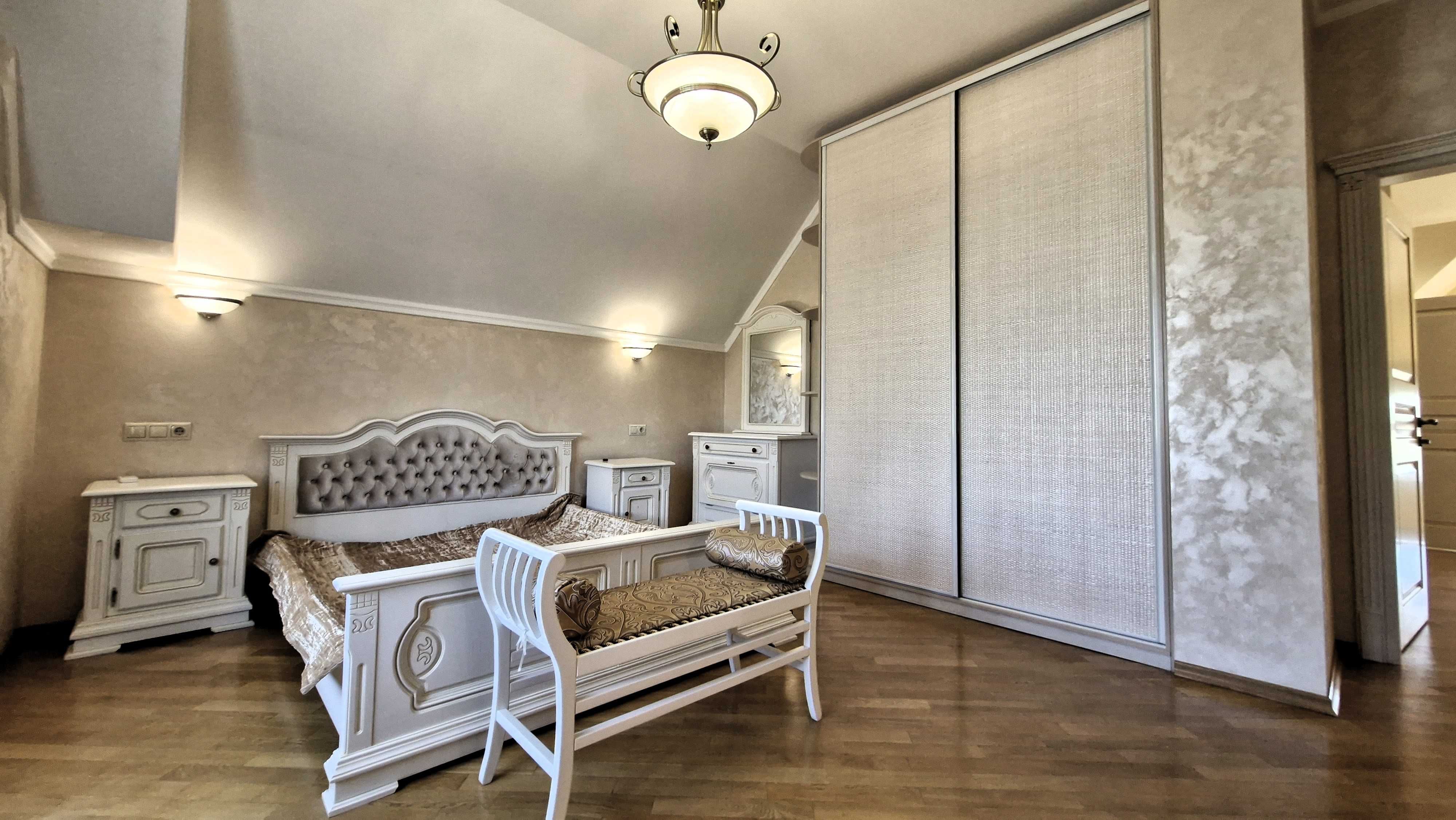 Продаж будинку 340 м², 10 сот, Софіївська Борщагівка, ВІДЕО ОГЛЯД!