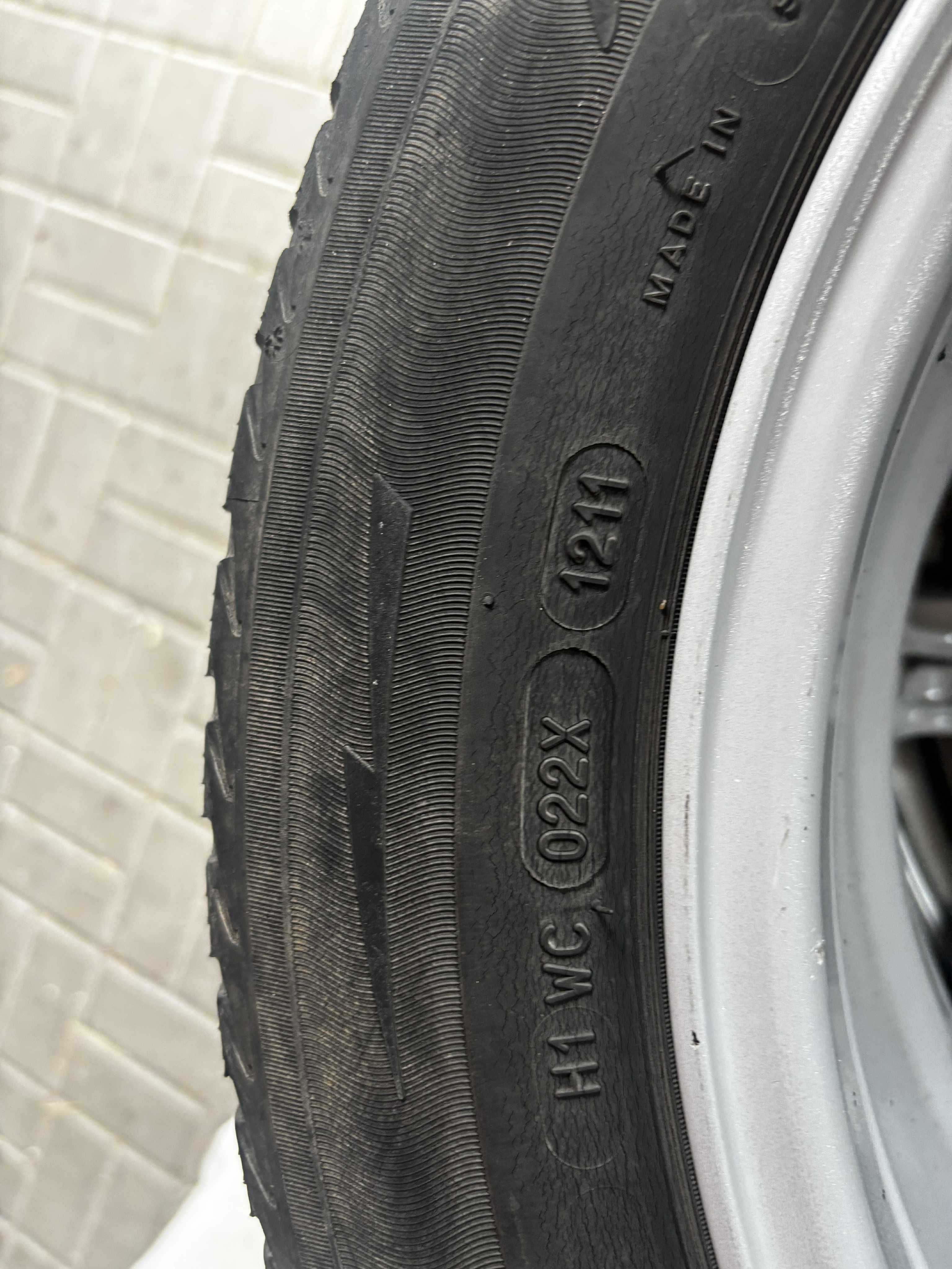 Felgi aluminiowe CMS C8 + opony Michelin 205/55 R16 – komplet