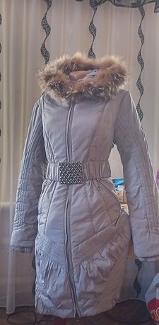 Зимове пальто з пояском куртка
