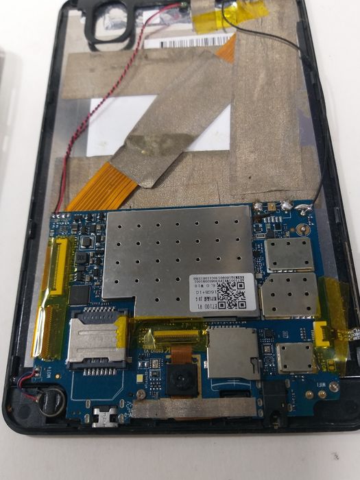 Планшет Nomi Corsa C070010  (4 LTE Pro  (4G 16Gb