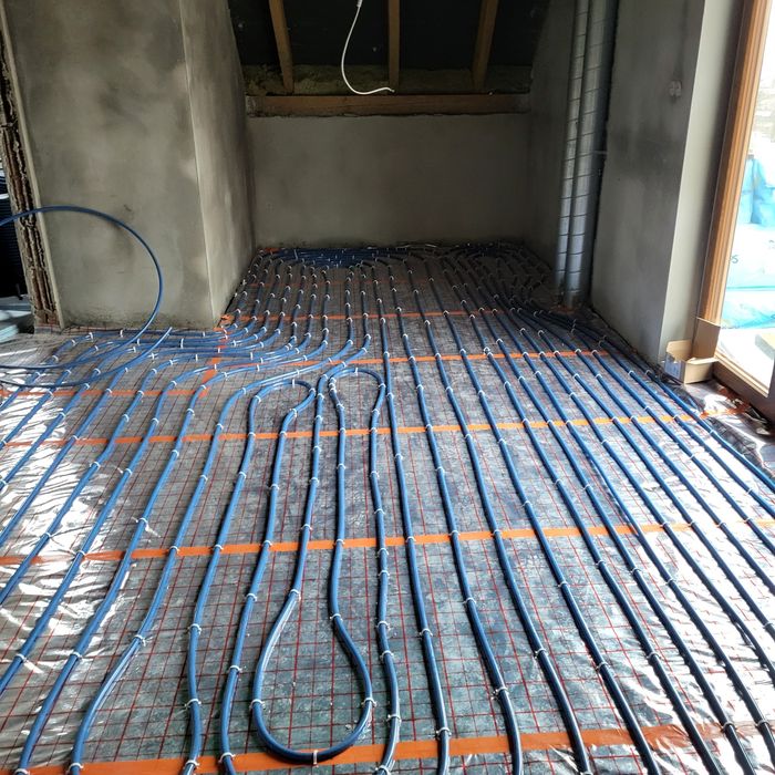 Hydraulik, instalacje wodne, grzewcze, sanitarne, odpływy, kanalizacja