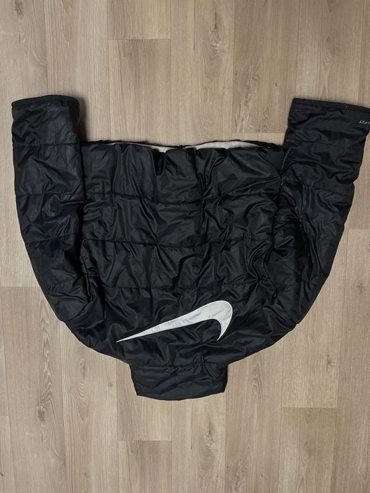 Пуховик Nike, Therma-fit