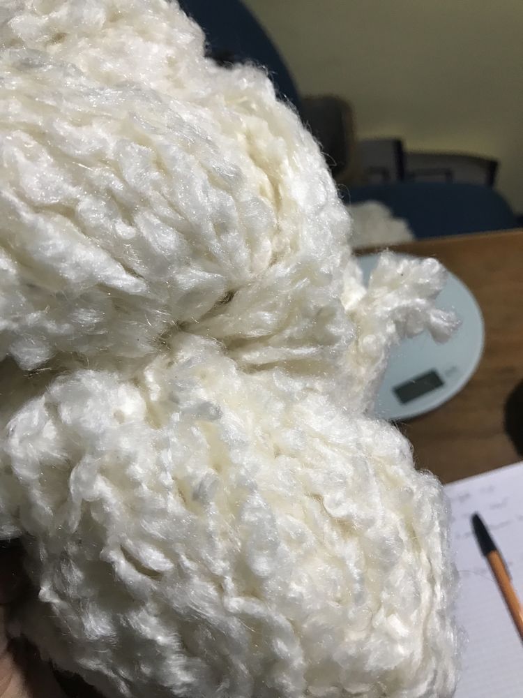 Lã branca-creme, fofa, grossa, tipo pêlo de ovelha, 240gr e 120 gr