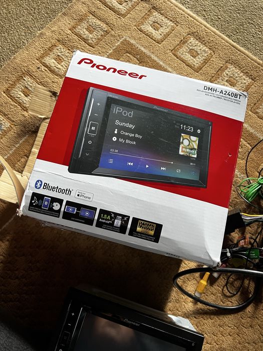 Autorrádio PIONEER DMH-A240BT