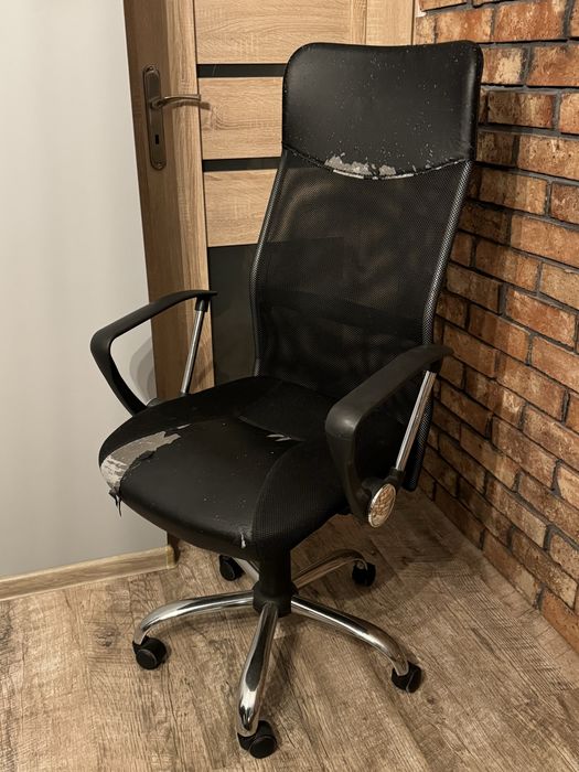 Krzesło obrotowe na kółkach fotel do biurka komputera