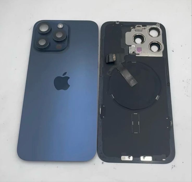 Оригінальна задня кришка iPhone 15 Pro Max