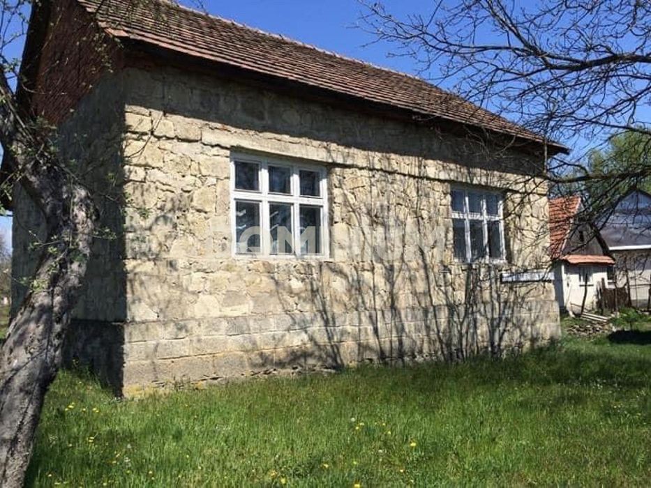 Продаж будинку  в центрі  с.Кошельово