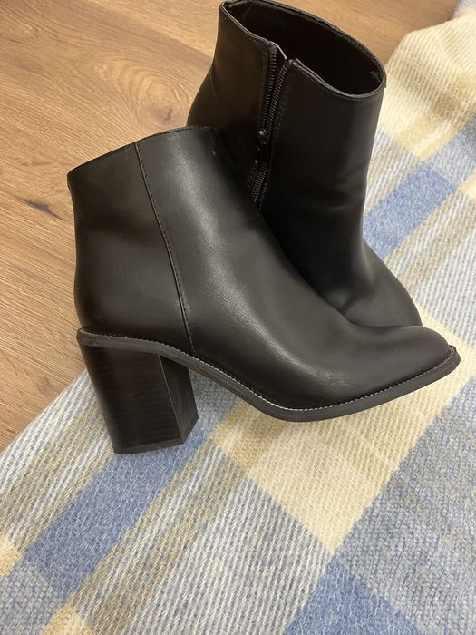 Жіночі демісезоні черевеки