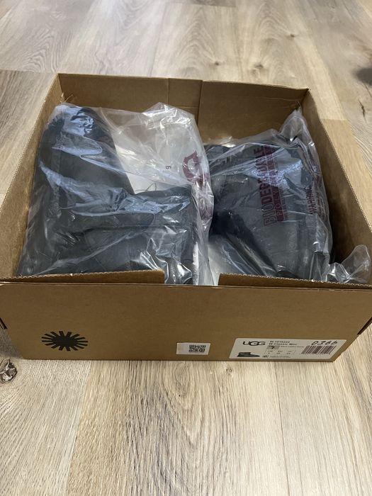 Жіночі Ugg 38 розмір