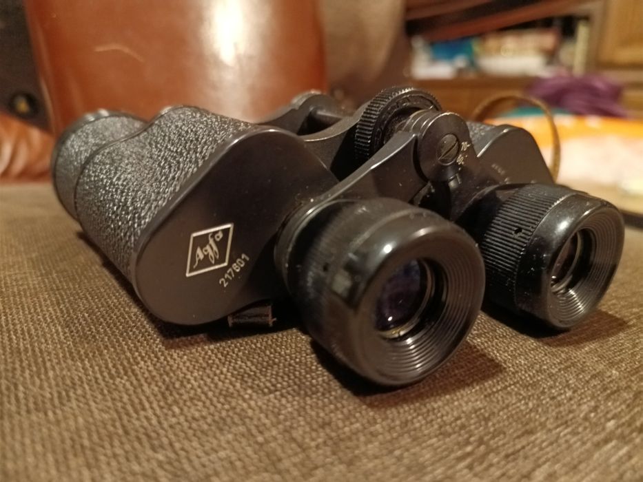 Ładna, solidna i użyteczna stara niemiecka lornetka AGFA 10x40 z etui