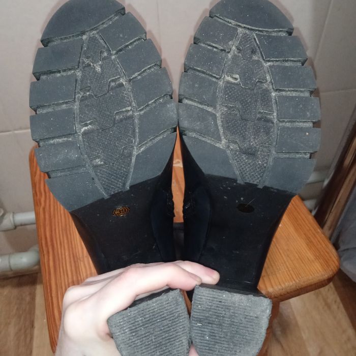 Весняні чобітки на каблуку